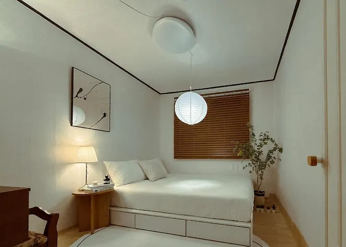 Yong Retreat 4 Min To Subway Near Kspo